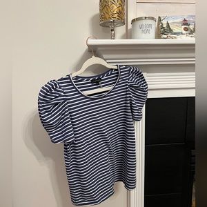 1. State puff sleeve